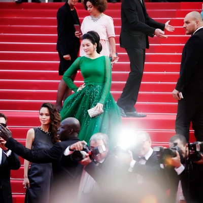 Vẻ đẹp đầy chất thơ của Lý Nhã Kỳ tại Cannes 2016