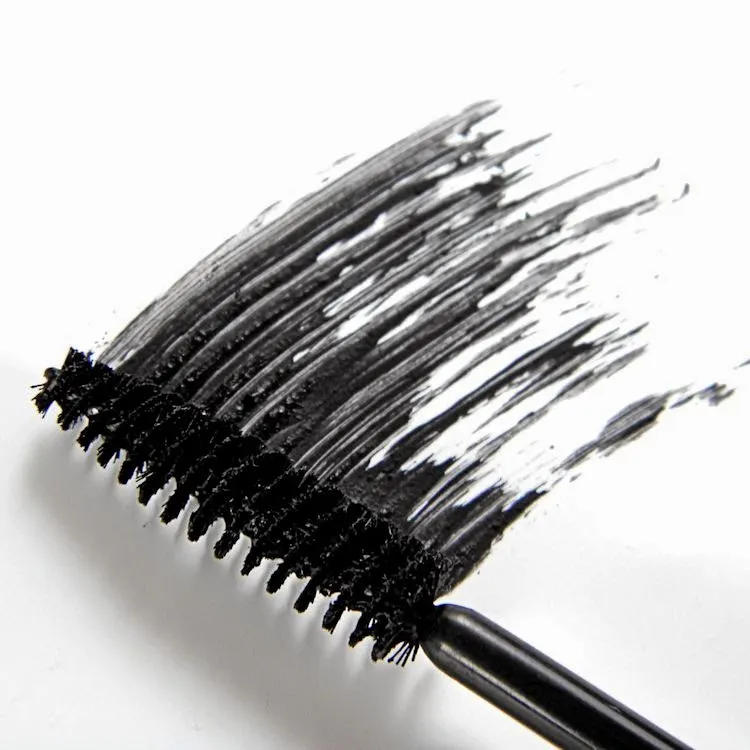 24 loại hóa chất độc hại đang có mặt trong mỹ phẩm của bạn