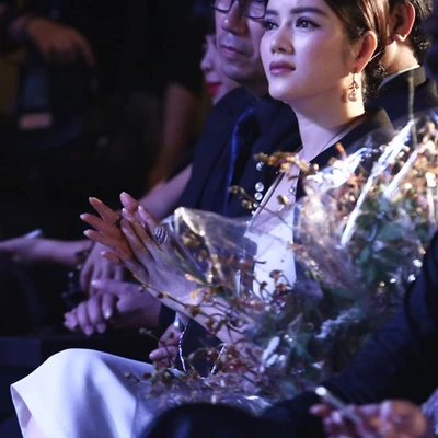 nhung hinh anh dep dang nho trong le trao giai
