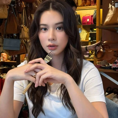 Cô gái ăn chay