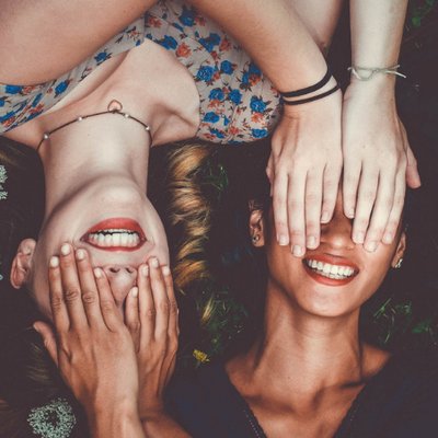 Trắc nghiệm: Khám phá hương nước hoa phù hợp qua tính cách của bạn
