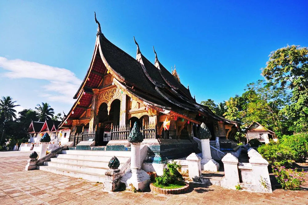Luang Prabang: Thành phố linh thiêng của những ngôi chùa vàng