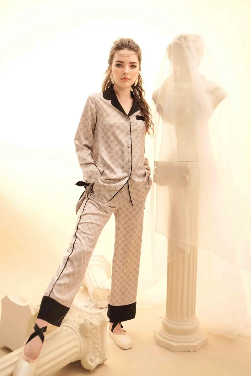 Hóa thân thành nàng công chúa hiện đại với BST Royal Sweetheart của Can De Blanc