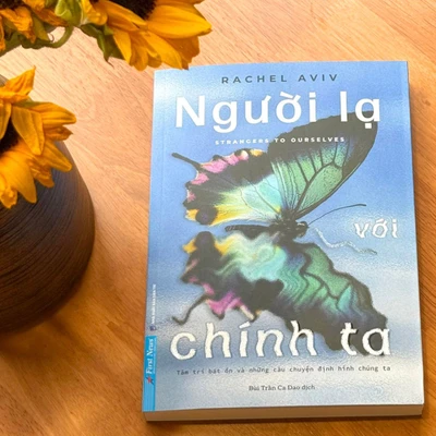 poster Người lạ với chính ta