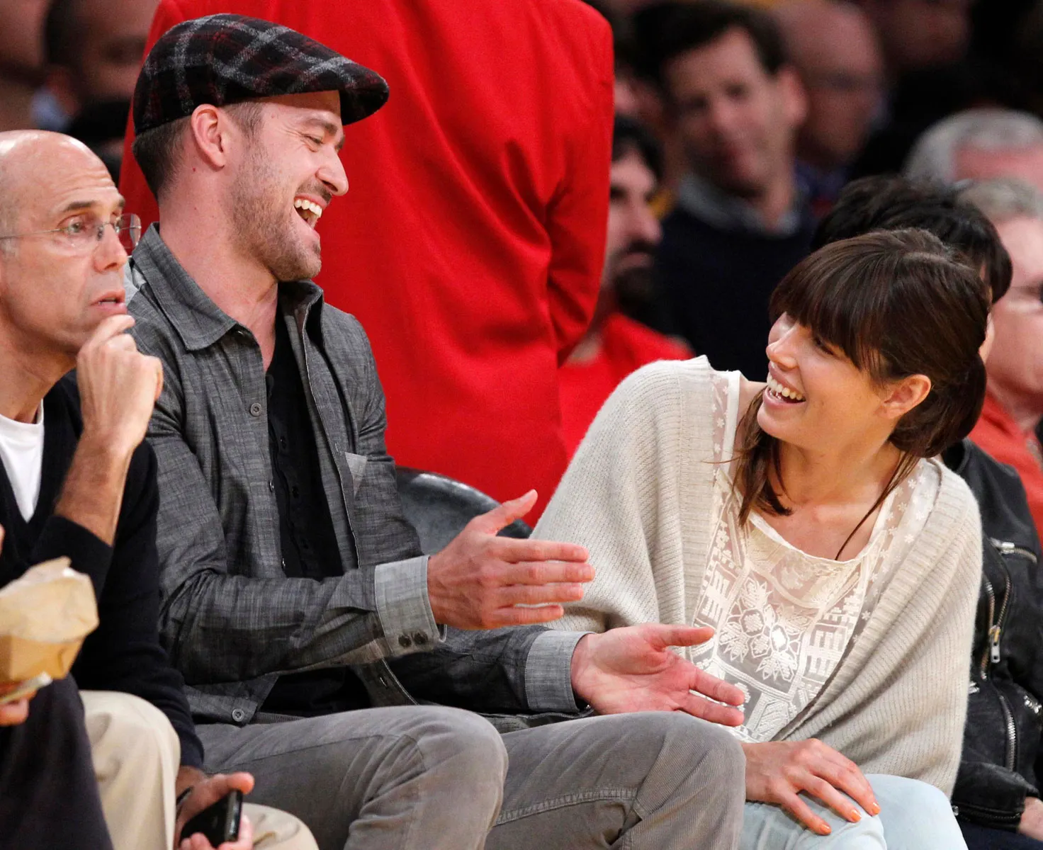 justin-timberlake-jessica-biel-elle-vietnam-9