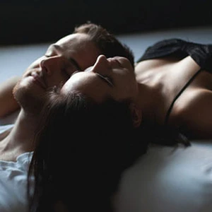 Những điều không chắc chắn giúp hâm nóng tình yêu