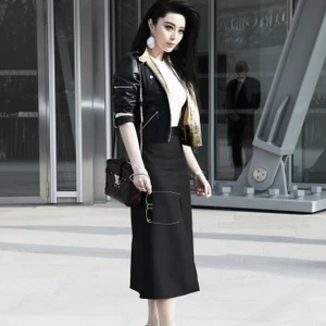 Học tập bí quyết thời trang U40 đẳng cấp của Phạm Băng Băng - ELLE VN