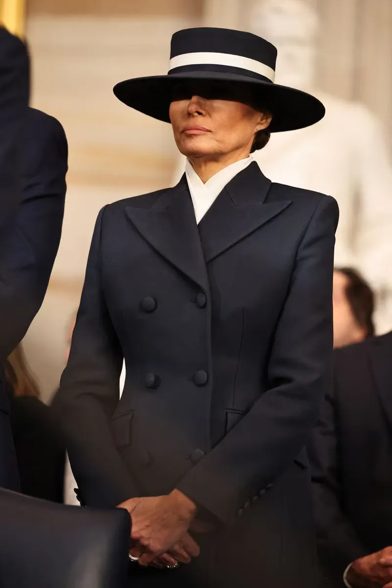 Melania Trump diện thời trang thanh lịch 