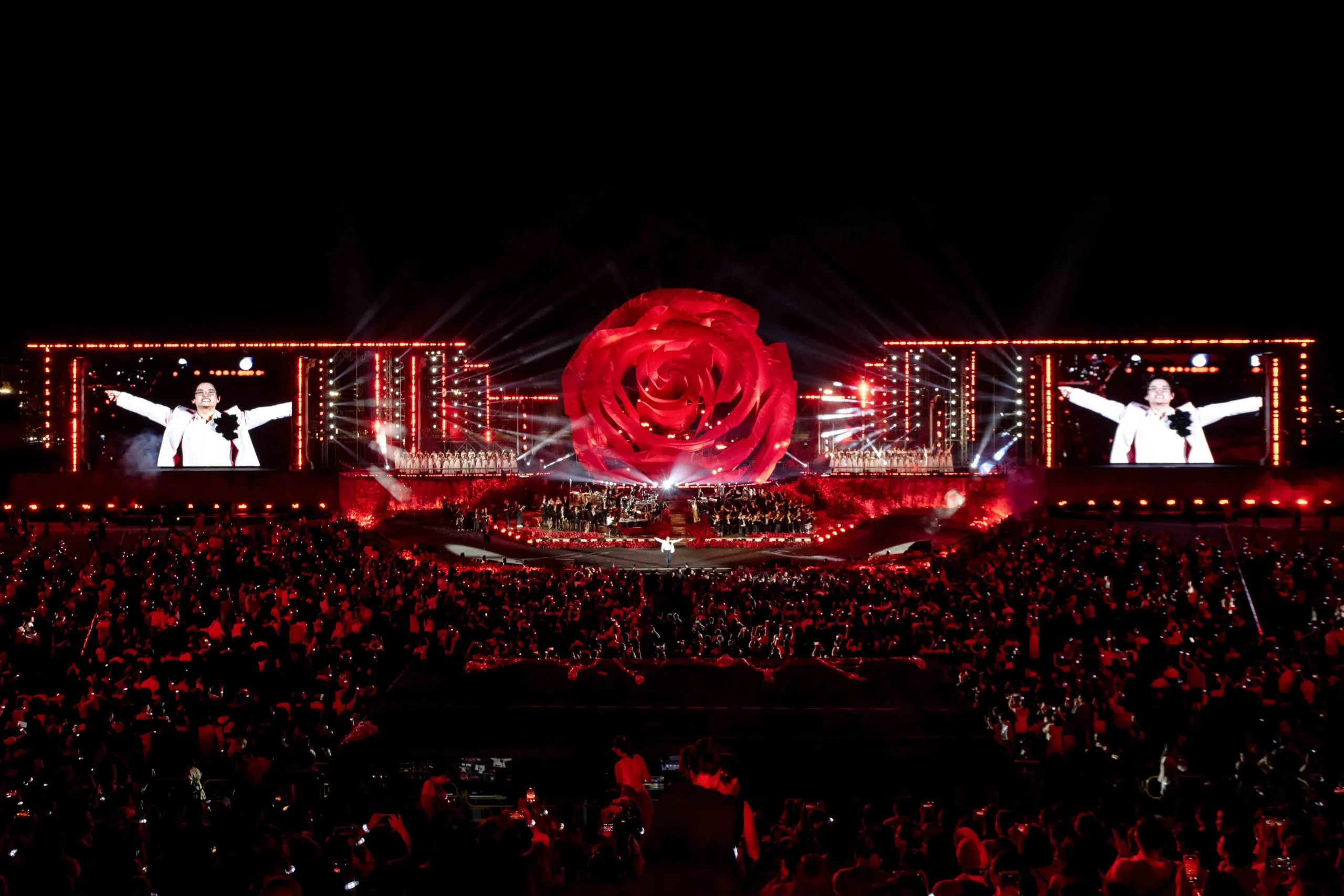 Hà Anh Tuấn Sketch a Rose concert toàn cảnh ngày 9-3