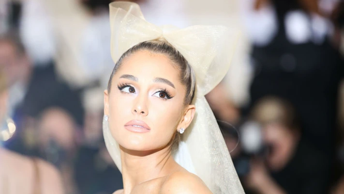 ca sĩ ariana grande