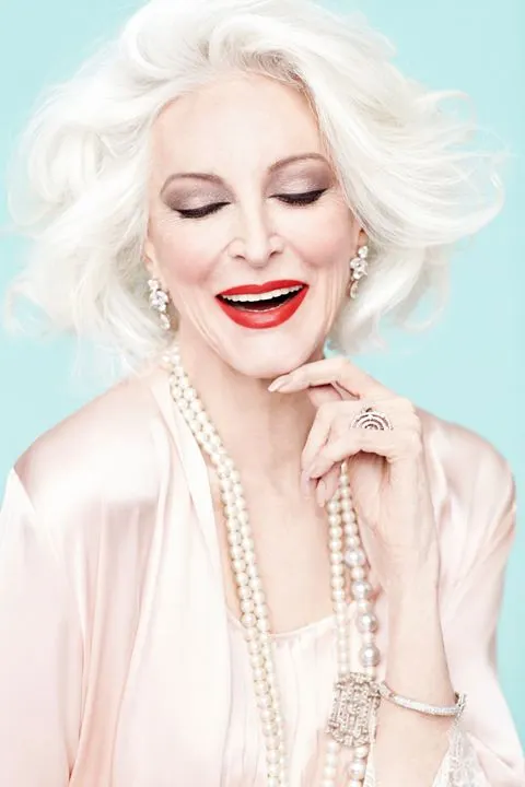 Carmen Dell'Orefice 2 Những fashionista "đầu bạc" truyền cảm hứng của thế giới