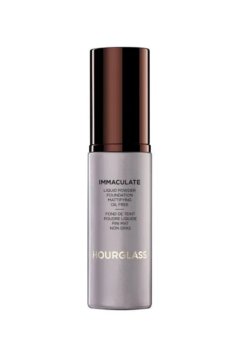 Kem nền cho da dầu Hourglass