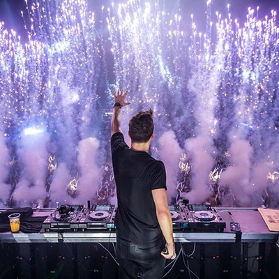 lễ hội âm nhạc cùng DJ nổi tiếng