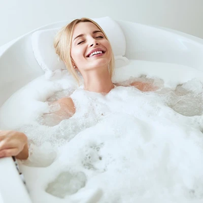 Tắm đúng cách: Bí quyết đơn giản để có làn da đẹp