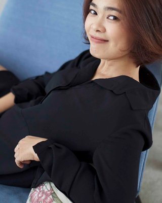 Nguyễn Thị Thắm: "Cô đơn cần được nuôi dưỡng"