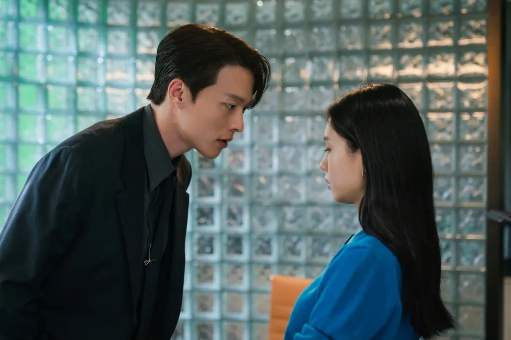 phim dynamite kiss 2 nhân vật Go Da Rim và Gong Ji Hyuk do Ahn Eun Jin và Jang Ki Yong đảm nhận elle 2025