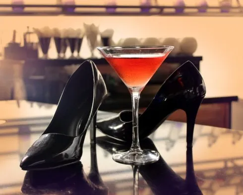 Thu gian Summit Lounge - Stiletto night small