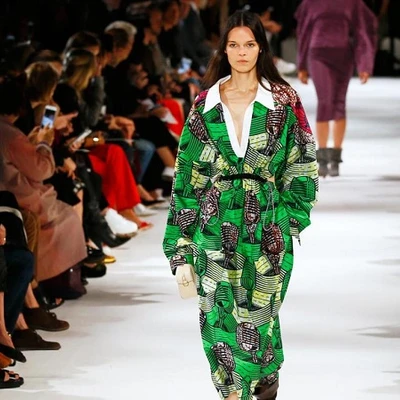 ELLE Viet Nam - Tai sao hanh dong tu mua lai thuong hieu cua Stella McCartney duoc xem la dau an khai hoang (5)