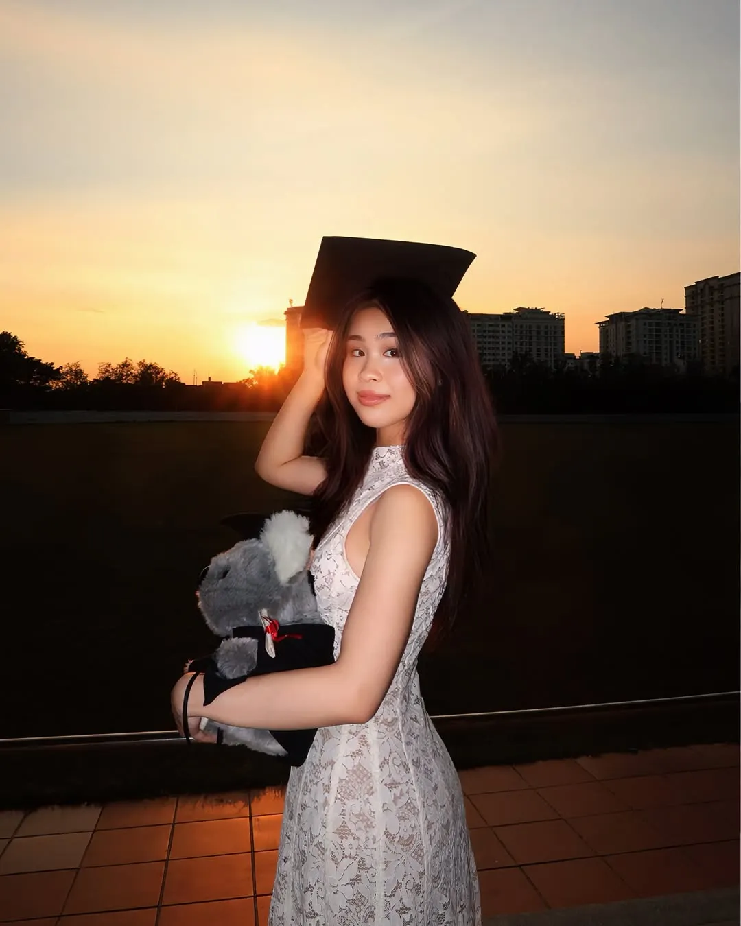 garan_studio váy hoạ tiết tốt nghiệp 