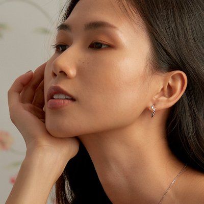 ELLE lắng nghe 2