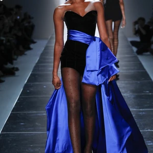 Những BST nổi bật tại tuần lễ Haute Couture Xuân-Hè 2017 - ELLE VN