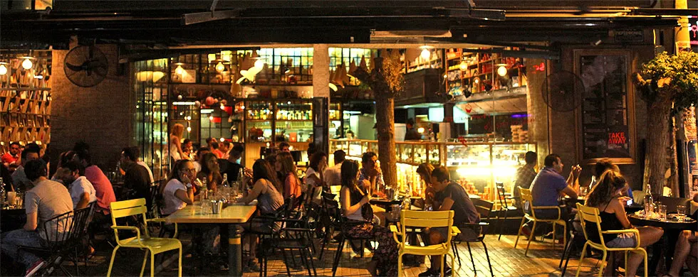 Athens về đêm, một góc nhìn rất khác - 13