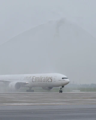 Emirates mở đường bay mới đến Hà Nội và Yangon