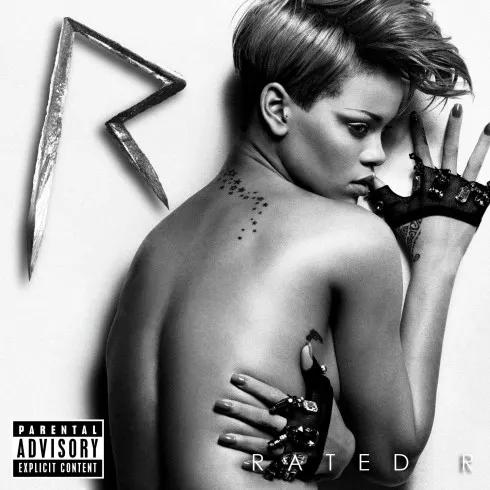 Ca sĩ Rihanna.