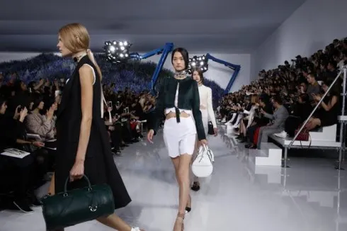 thoi trang xuan he Dior 2016 image 02 elle