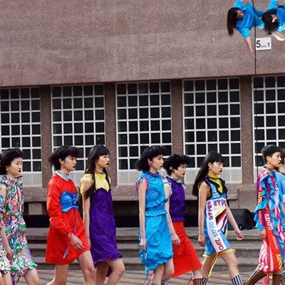 BST thời trang Xuân-Hè 2018 của Kenzo: Chân dài Châu Á độc chiếm sàn diễn