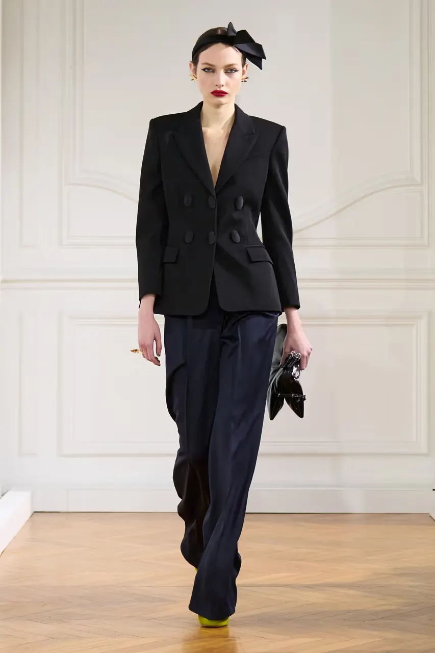 BST Givenchy dấu ấn thời thượng của "Elegance Americana"