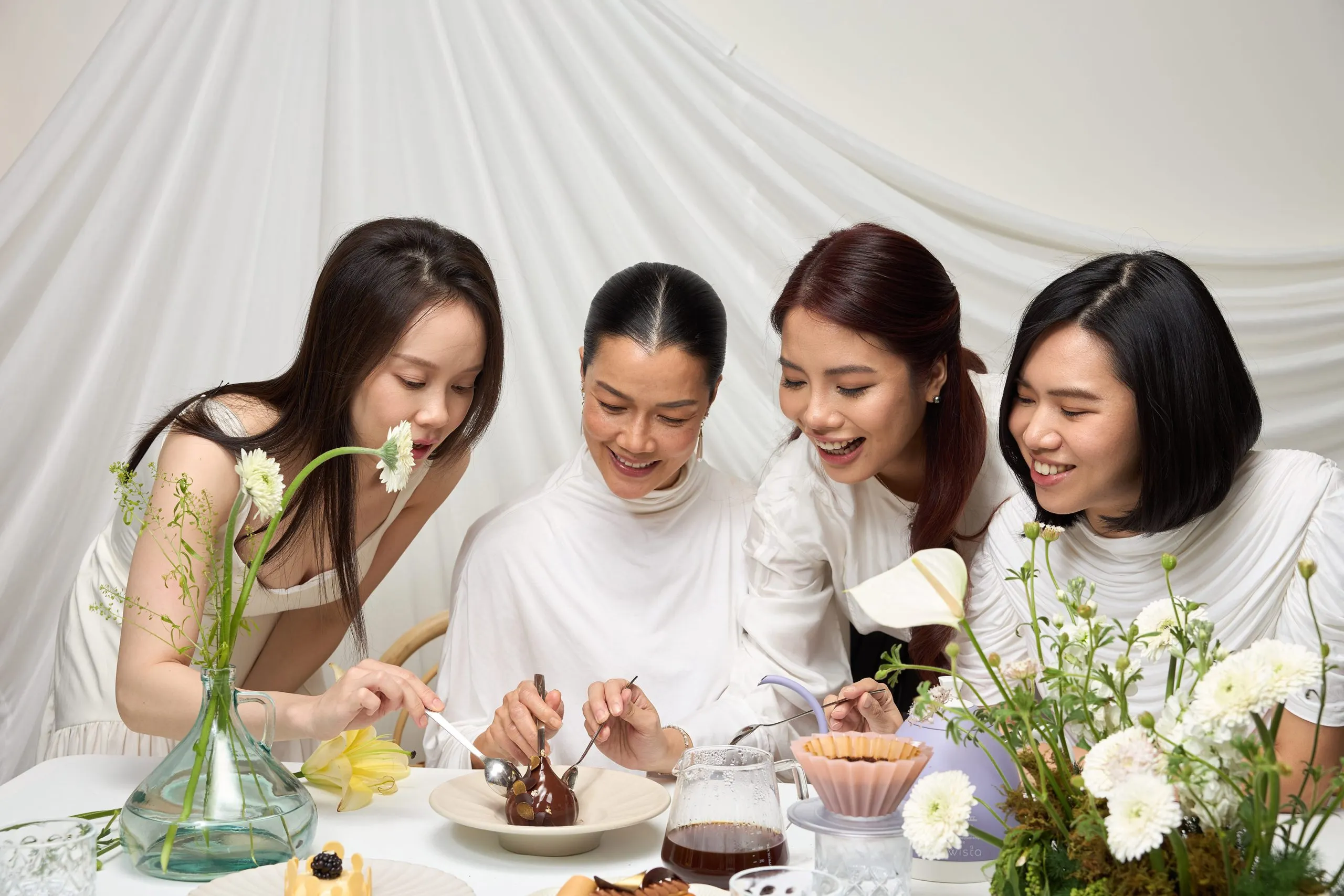 Chân dung những người phụ nữ tài năng trong giới ẩm thực,  tạo nên những “tác phẩm” bằng tất cả tình yêu của mình.