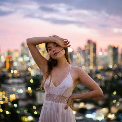 cô gái cung hoàng đạo đẹp rực rỡ
