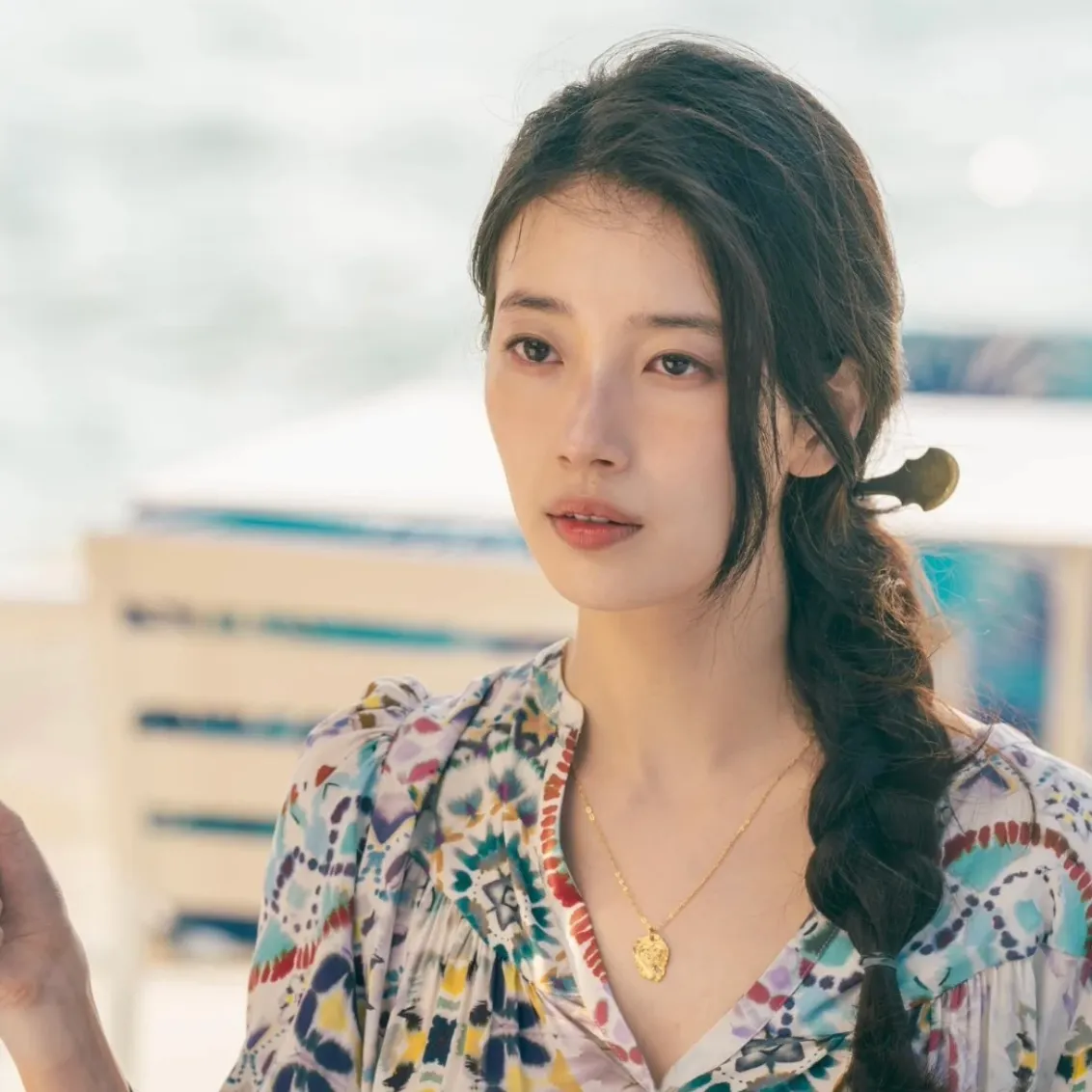 Suzy với làn da đẹp nhờ chống lão hóa hiệu quả.