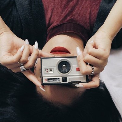Bí quyết chọn màu sơn móng tay đẹp cho các cô nàng da nâu