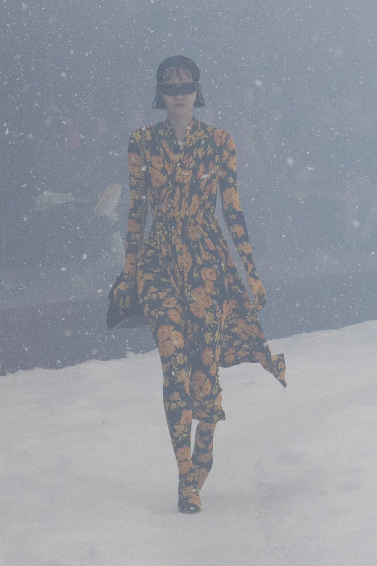 Balenciaga RTW Thu Đông 2022 look 21