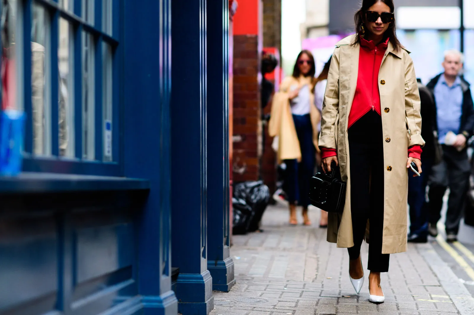 áo-khoác-dài-stree-style-tuần-lễ-thời-trang-london-2017 (5)