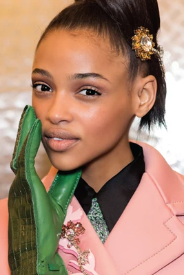 diem nhan prada show thu dong 2015.jpg