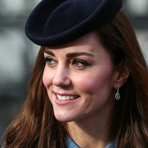 16 quy tắc chủ trì bữa tiệc của phu nhân Kate Middleton