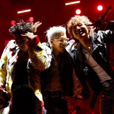 elle-thumb-vuong-bigbang-coachella-2026-thoi-trang-san-khau