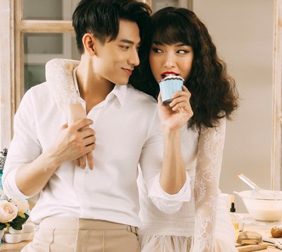 Isaac hóa soái ca vào bếp trong teaser MV mới