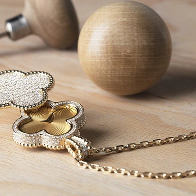 Trang sức Van Cleef Arpels Alhabram