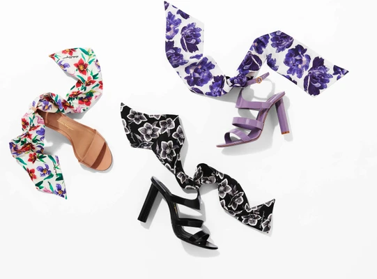 Thương hiệu Salvatore Ferragamo gây bất ngời với BST tràn ngập hoa