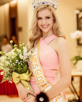 Miss Global 2015 Jessica Peart