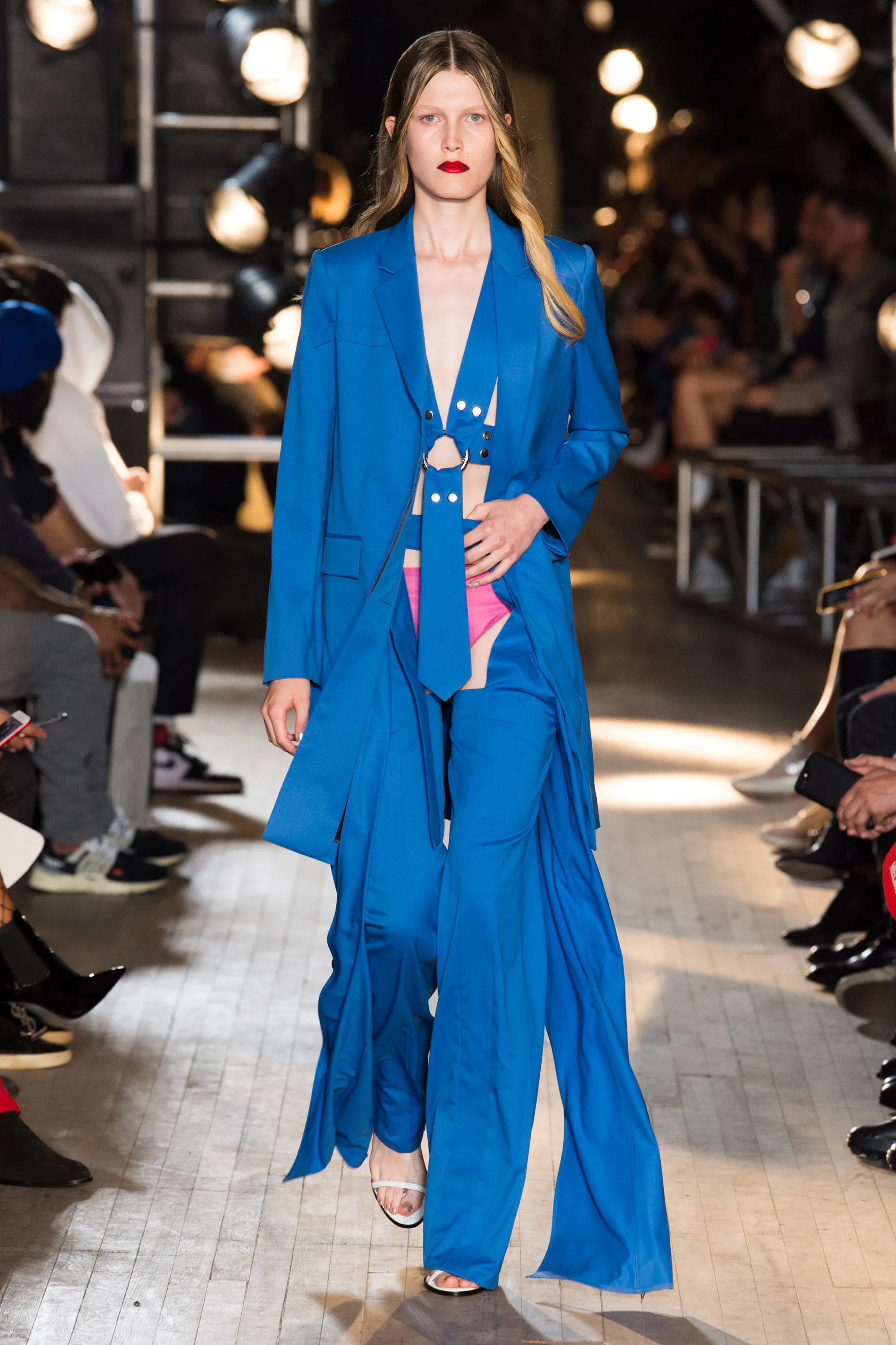5 BST nổi bật trong ngày trình diễn thứ năm của NYFW Spring 2018