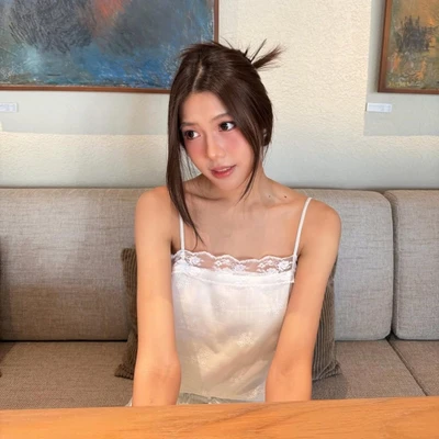 người mẫu với thân hình chuẩn quyến rũ