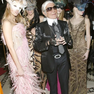 elle-046-halloween-roberto-cavalli-lgn