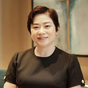 phụ nữ tạo nên thương hiệu cá nhân