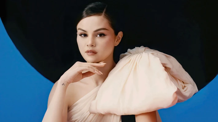 Selena Gomez trải qua bệnh trầm cảm