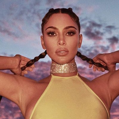 Bí quyết sở hữu thân hình nóng bỏng từ Kim Kardashian